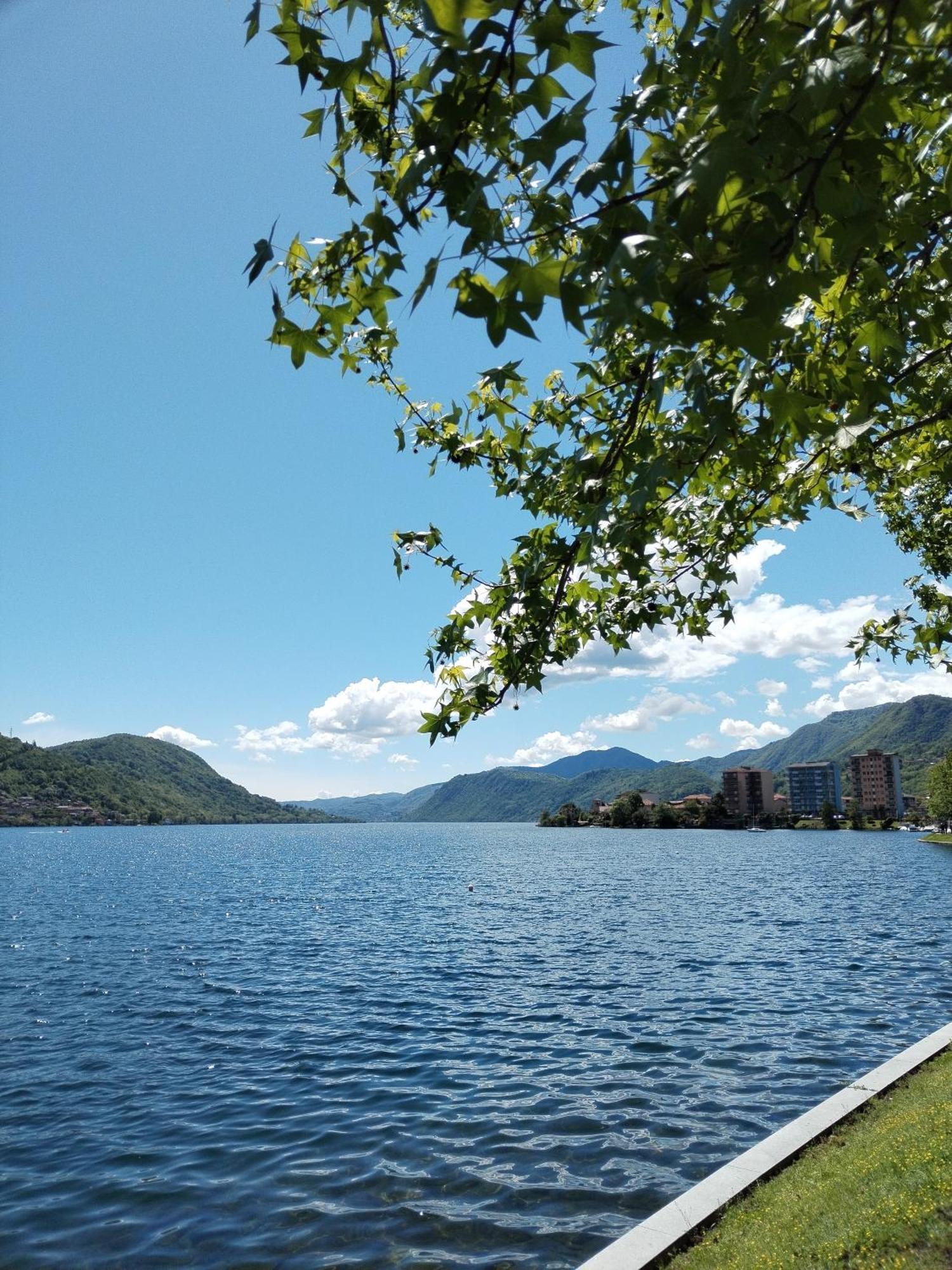 Un Balcone Sul Lago Omegna Extérieur photo
